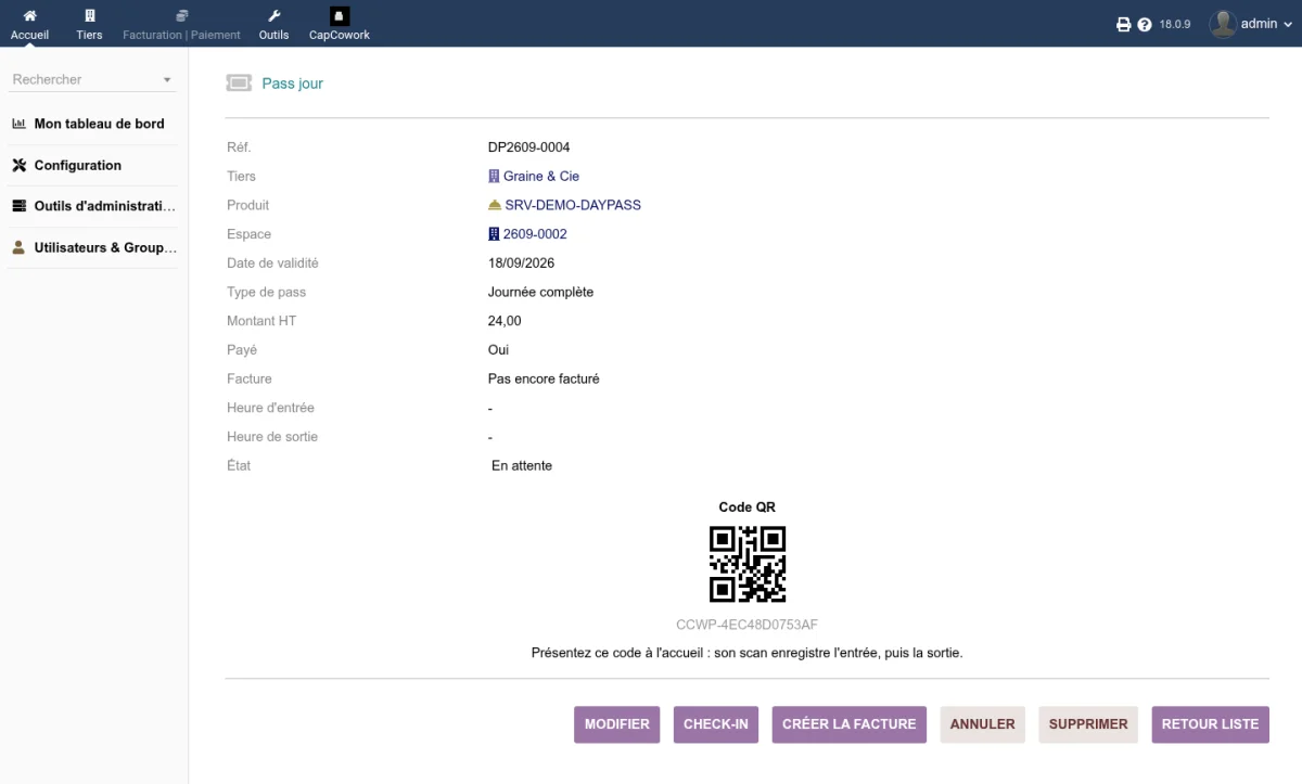 Fiche d'un pass jour en attente : détail du pass avec le tiers, l'espace, la date et le montant, code QR imprimable et boutons d'action (modifier, check-in, créer la facture, annuler, supprimer)