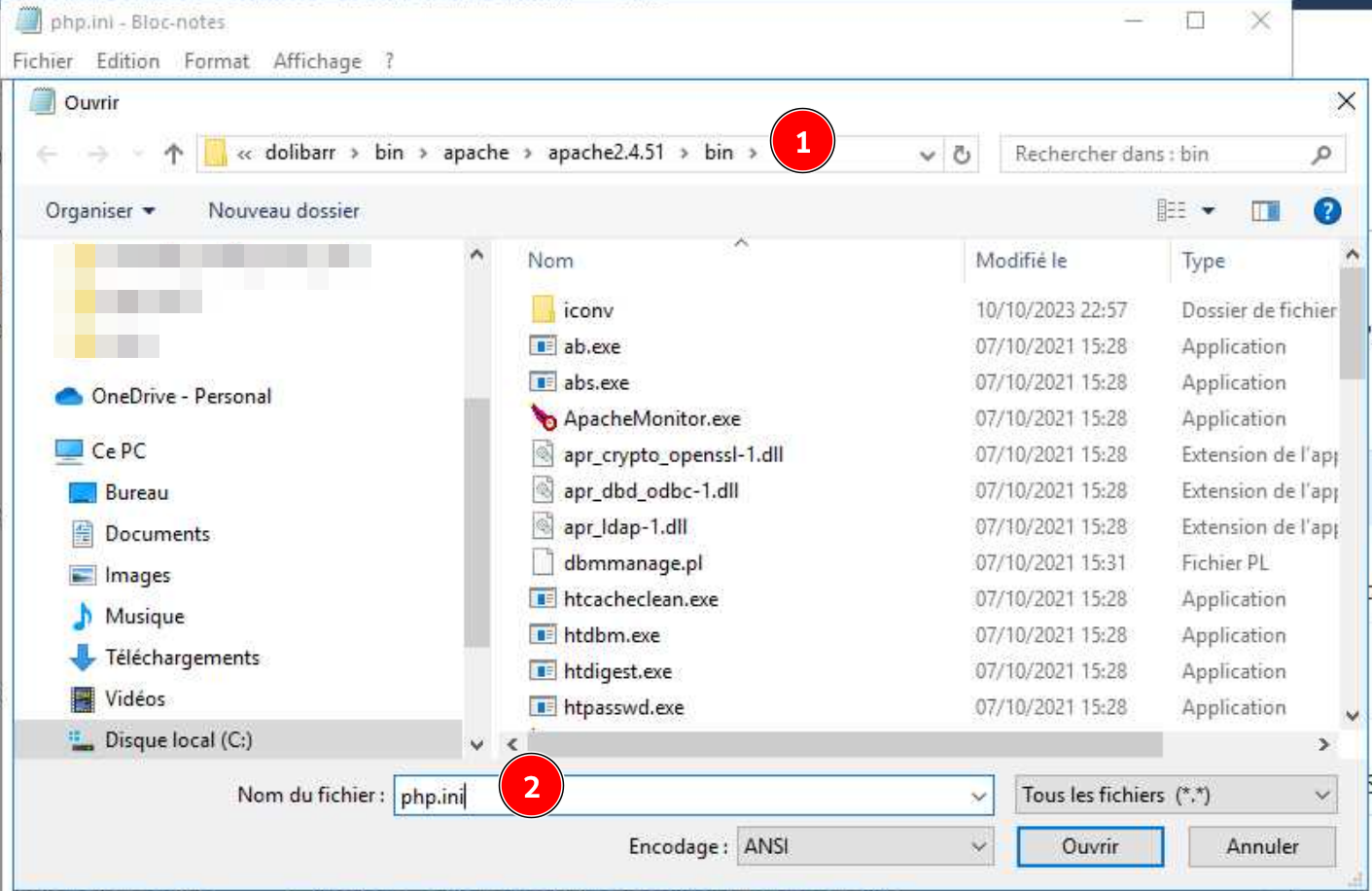 Placez-vous dans le bon dossier et ouvrez le fichier php.ini